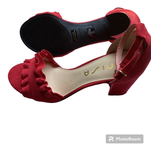 Unisa - Cute, sexy ankle straps…great with jeans or dress. - Picture 2 of 5